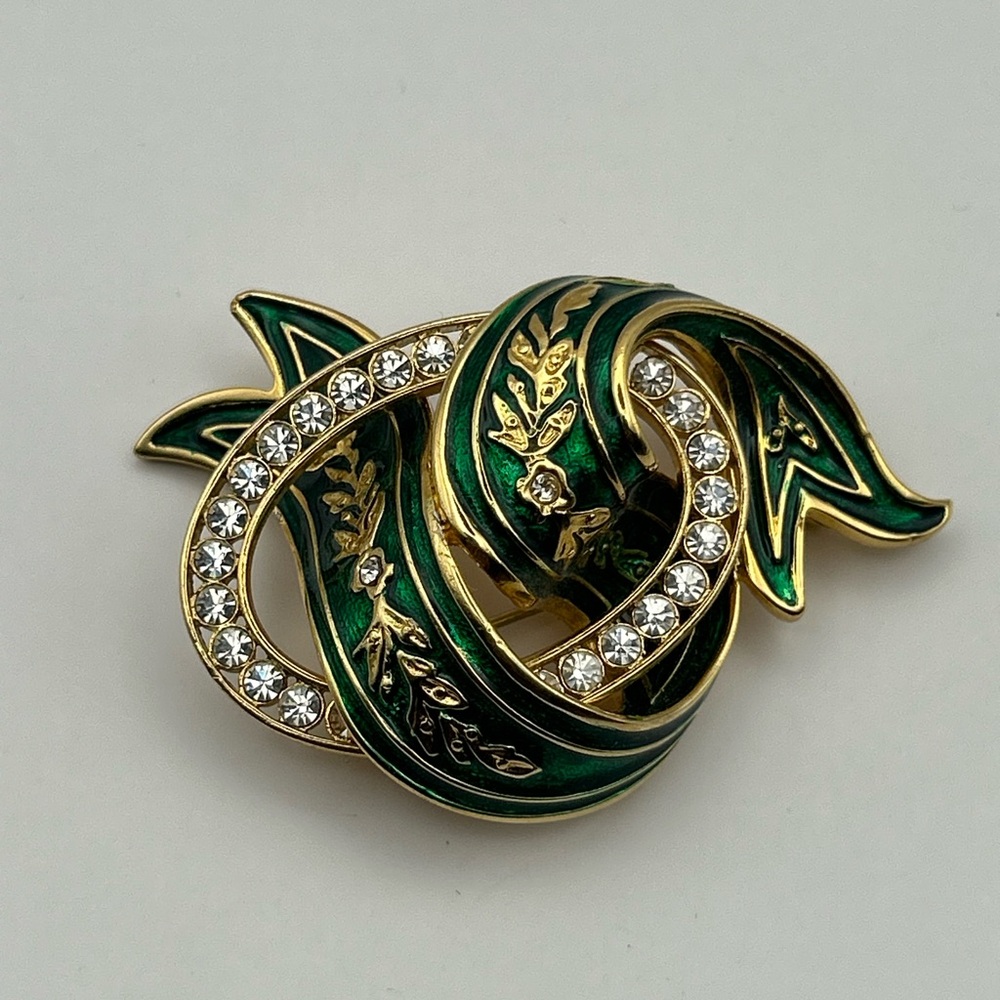 Vintage Joan Rivers Goldtone Green Enamel Brooch